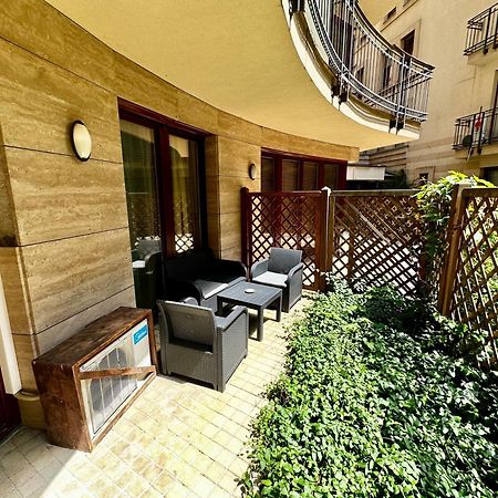 Leda Apartments Budapeste Exterior foto