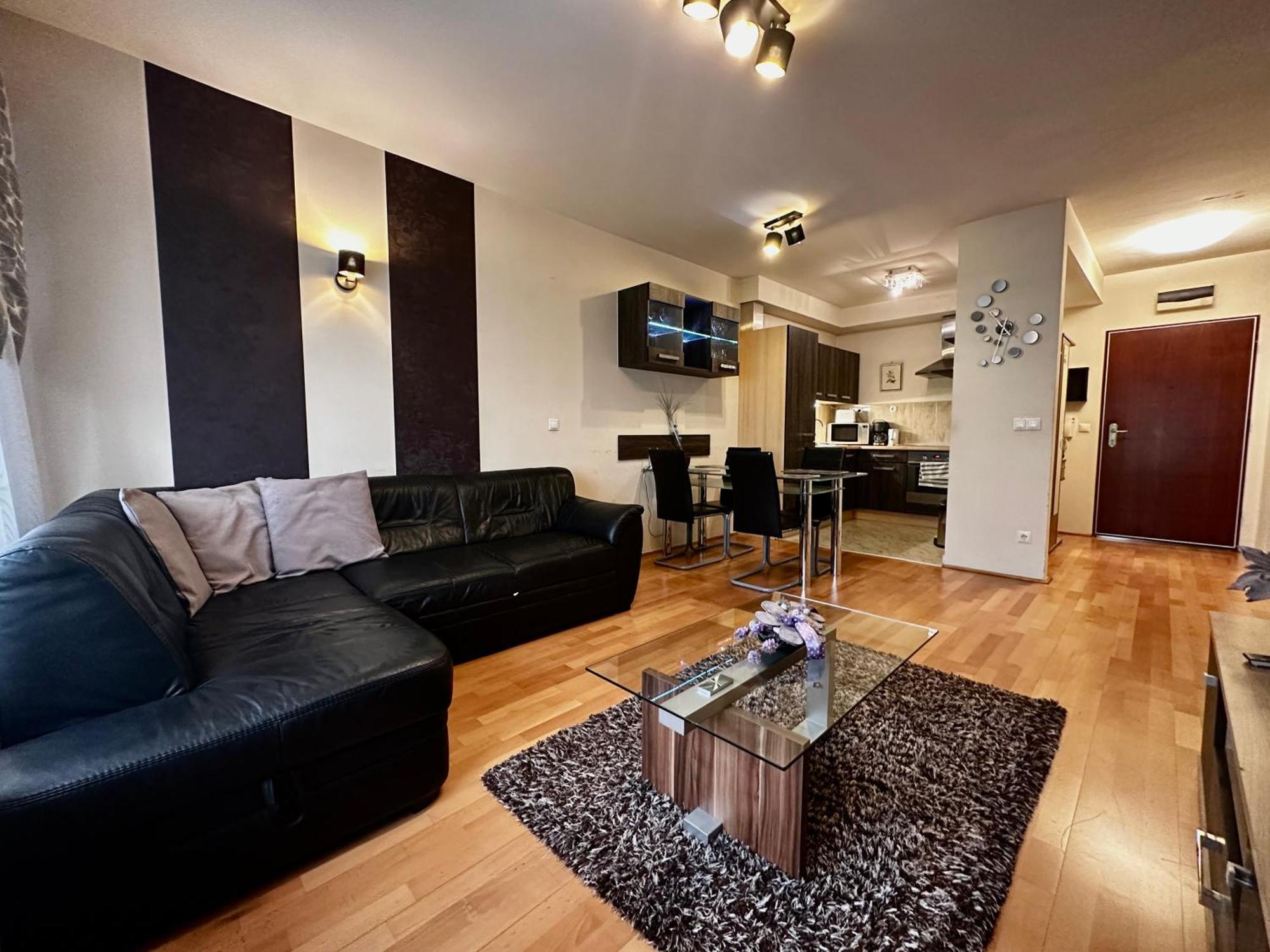 Leda Apartments Budapeste Exterior foto